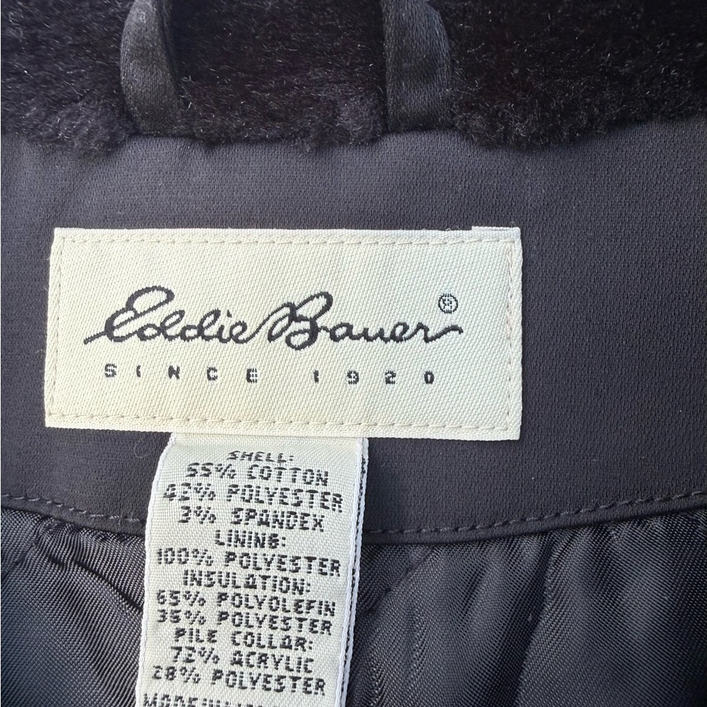 Eddie Bauer women’s black belted jacket with faux fur collar, Size S - Picture 4 of 13